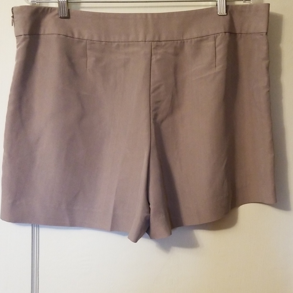 Gap dress shorts. Silky silver lavender size 14